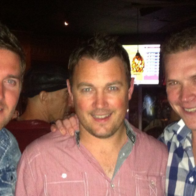 horse racing, Carlton supporter, all round sports