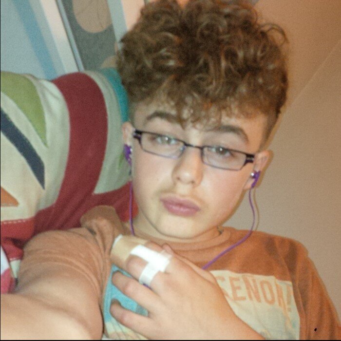 13, if your a dick, dont follow, simple as:)