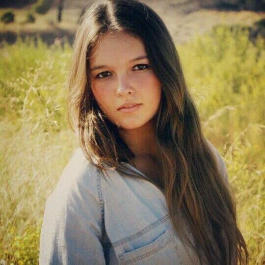 Hi, im Alaina. I'm 15 years old and yea, im pretty tall for my age, im single but its all good