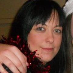 love watching movies and cooking and im a full time mammy and I love my son xx