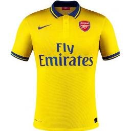 Camisetas de fútbol, pantalones y chaquetas ¡Consulta por DM!