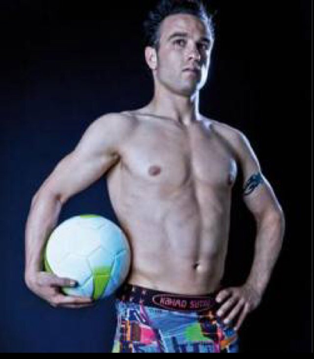 Mathieu Valbuena , A.K.A le raton des quartiers nord (compte parodique)