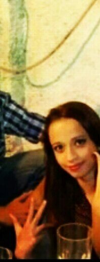 Ame o que você tem, antes que a vida te ensine a amar o que você tinha ! ((: