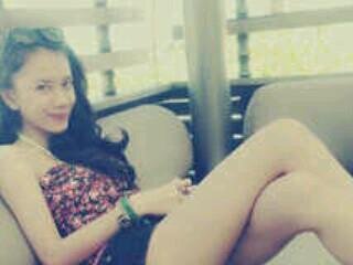 Tweet me,let's talk !!| easy going| just for fun| loyal| cheerful| people person| alter acc.
