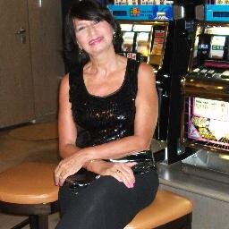 SandraQuitete's profile picture. A vida ensina...
Aprende quem quer...