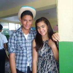 Te quiero Shayboy «3 @iAntipatica_ .. @iOtraGabriela__ Te Amo con todo mi corazon eres muy especial para mi :)♥