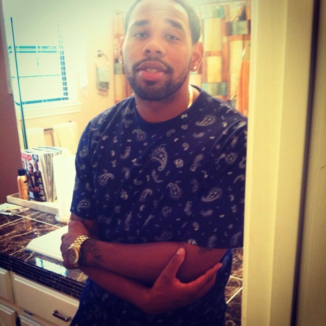 Married to @kmichelle & Stuffin swishers, with only a few niggas! RIP Reggie! I.E.