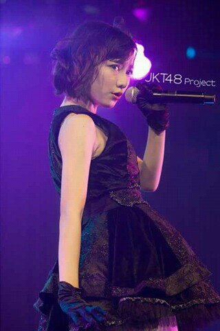 Unofficial Fanbase of Viviyona Apriani Member Of Team KIII JKT48 ~ Si Pemimpi Yang Pantang Menyerah Namaku Yona~  Since 31/03/13