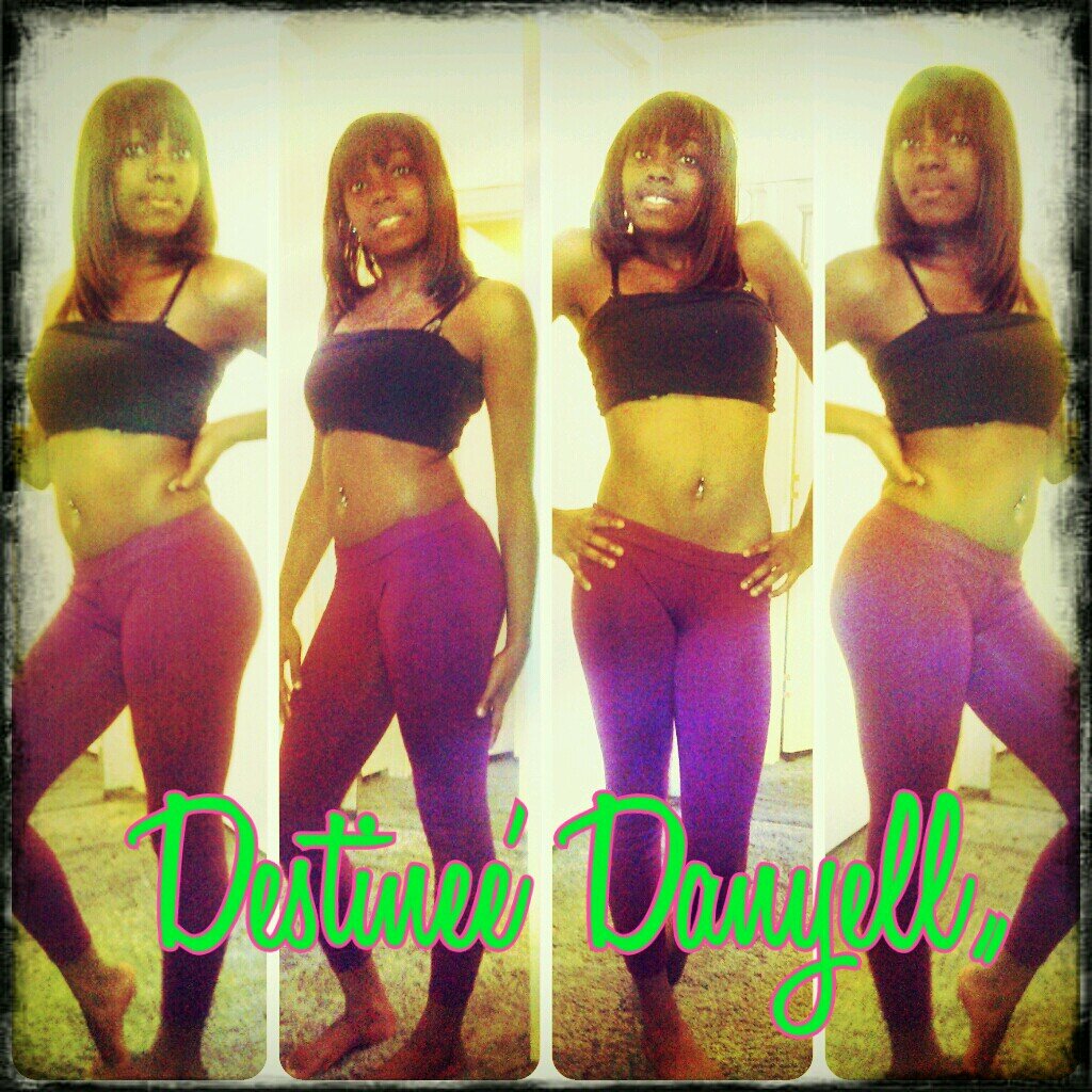 Shoess Over Errthingg Thouu ; & Money Is My Motivationn (: