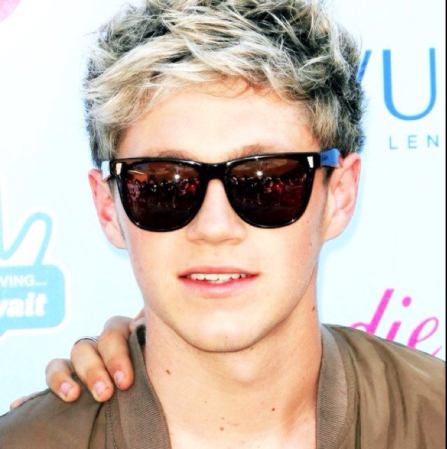 ♣ Niall is my sunshine, my reason to smile, my... my everything ♣ Niall/5 . Proud to be a directioner.
