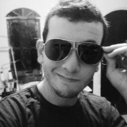 To tentando fazer vlogs... só não sei o motivo !!!