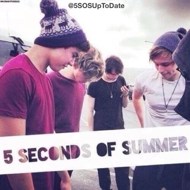Keeping you up to date with everything 5SOS! If you want to be an insider, just tweet us.