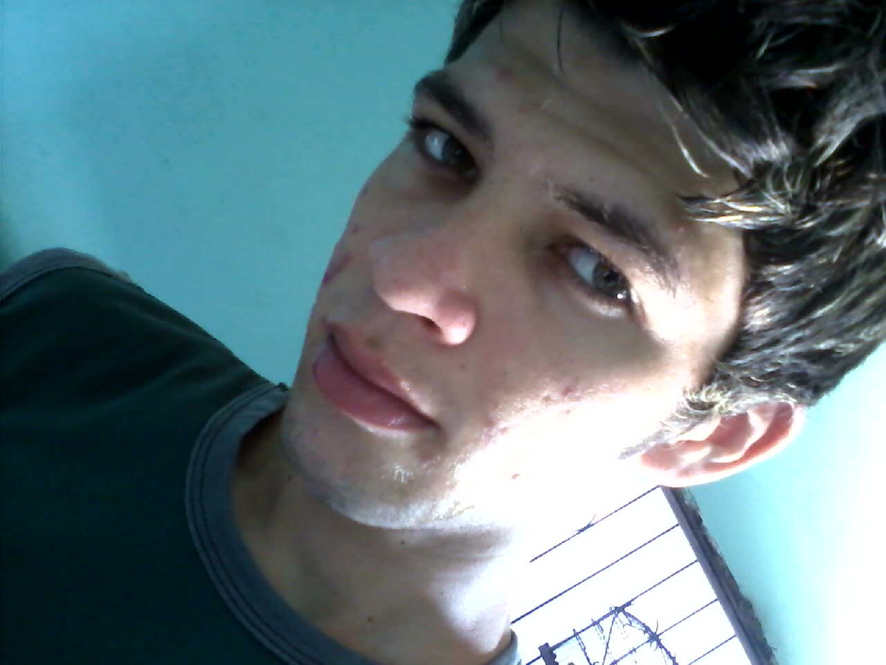 SoU enfim um ser inexplicável....
