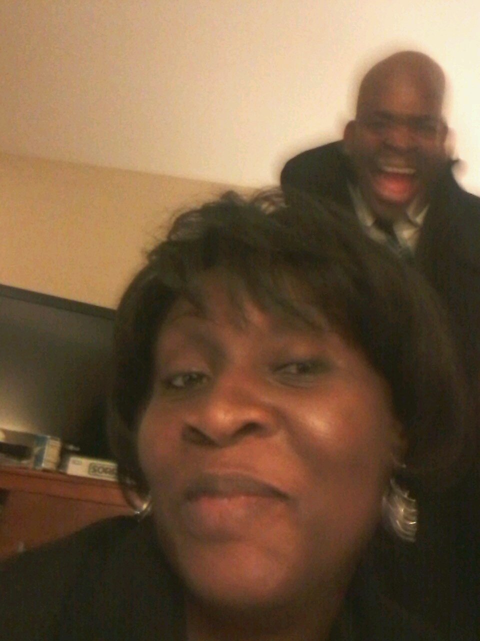 dlyoness's profile picture. Loving Wife, Mother of 4 AWESOMRIFFIC children!