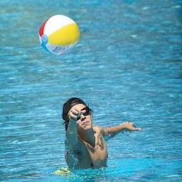 YOU JUST GOT A FREE FOLLOW FROM @Nialllfeels :) go give her a follow back yeah 3