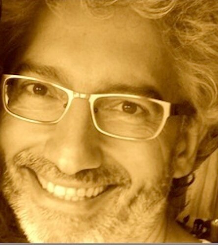 CHANTEZ +JUSTE, + HAUT, Visitez http://t.co/UdOI3QORn3     Coach Vocal, Prof de Chant, Chanteur Professionnel Blogueur, WebMarketeur, Copywriteur