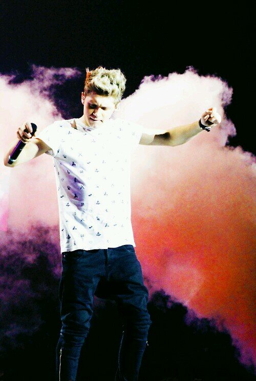 and i been waiting for this time to come around, but baby running after you is like chasing the clouds ♡