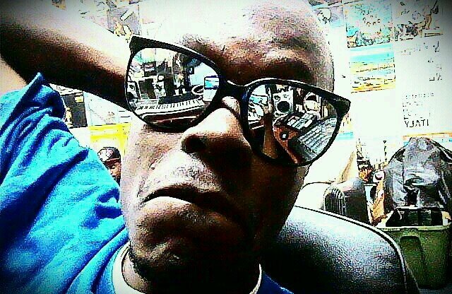 Producer/rapper/singer from new haven conneticut.I dont boast I let the music do the takin.follow me you will c...Its lonely at tha top.