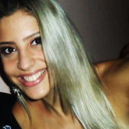 A razão que faria alguém te odiar seria a vontade que ela tem de ser como você. insta : leticiacgomess