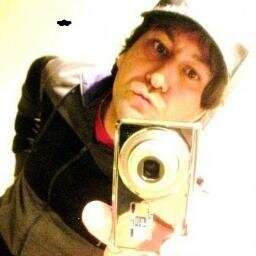 txikito's profile picture. Cuando un hombre quiere matar a un tigre se llama deporte, cuando un tigre quiere matar a un hombre se llama ferocidad. (George Bernard Shaw)