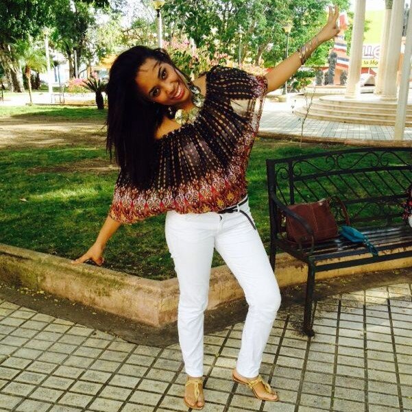 Amable, emprendedora☀y con buen corazón♥Amante de lo que hago y lo que digo, Estudiante de odontologia de vocación y sigo a DioṢ̣ ante todo! Pin: 7BA9C4DF♡