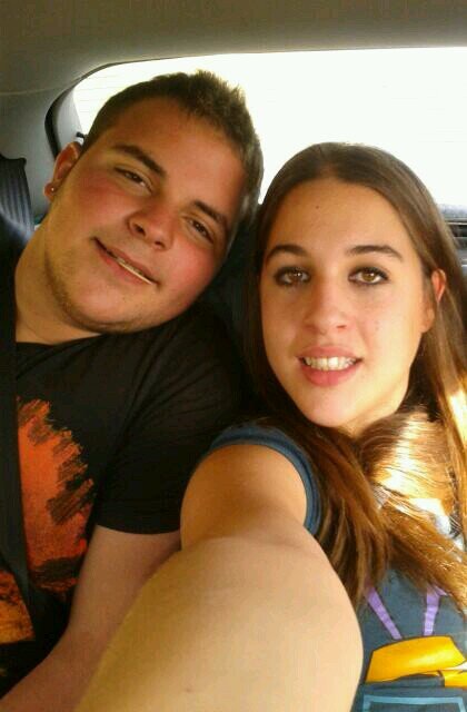 99.Cerra los ojos siempre es lo primero, si tengo un sueño me lo como entero'. rabulandia(: