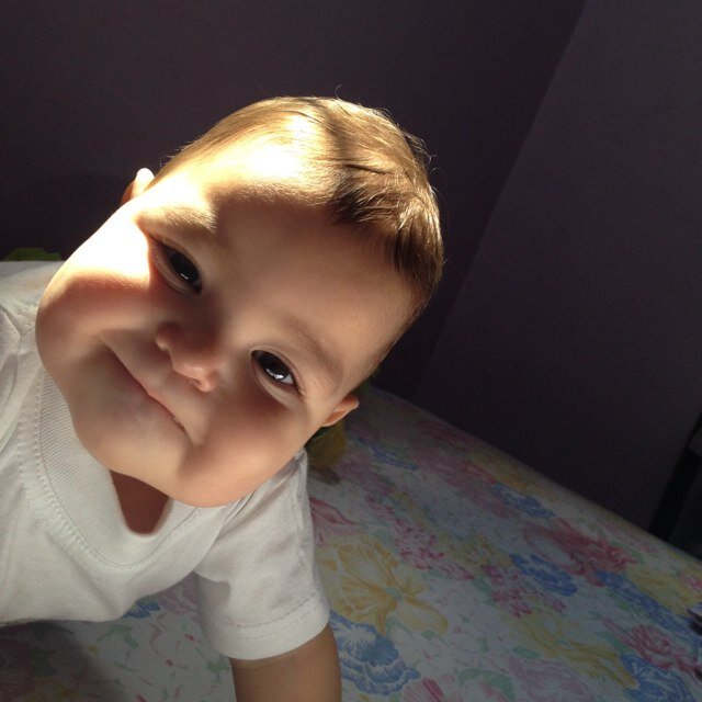 omi_mola's profile picture. Born in Caracas Venezuela, 100% original growing like foam