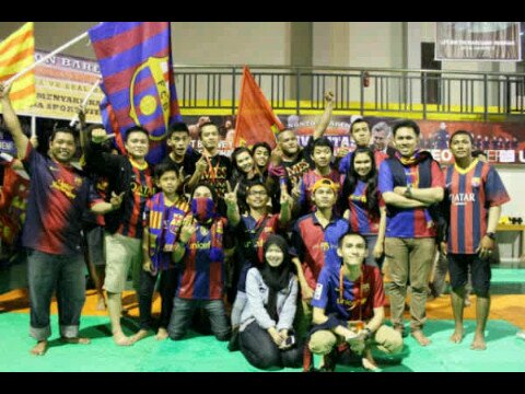 Qs• Mes d'una Comunitat•. I ♥ Barça. •..QUE SI QUE SI PUTA REAL MADRID┌П┐ •