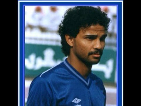 Hil4le's profile picture. ‏‏‏‏( . ) بهذآ الفرآغ نقطه .. عبر بمآ شئت .. لك الحريه بمآ تقول - عآشق للآرسنآل ، ومتيم ب الأزرق الهلالي .. ♥ / #فسقآن بطولآت