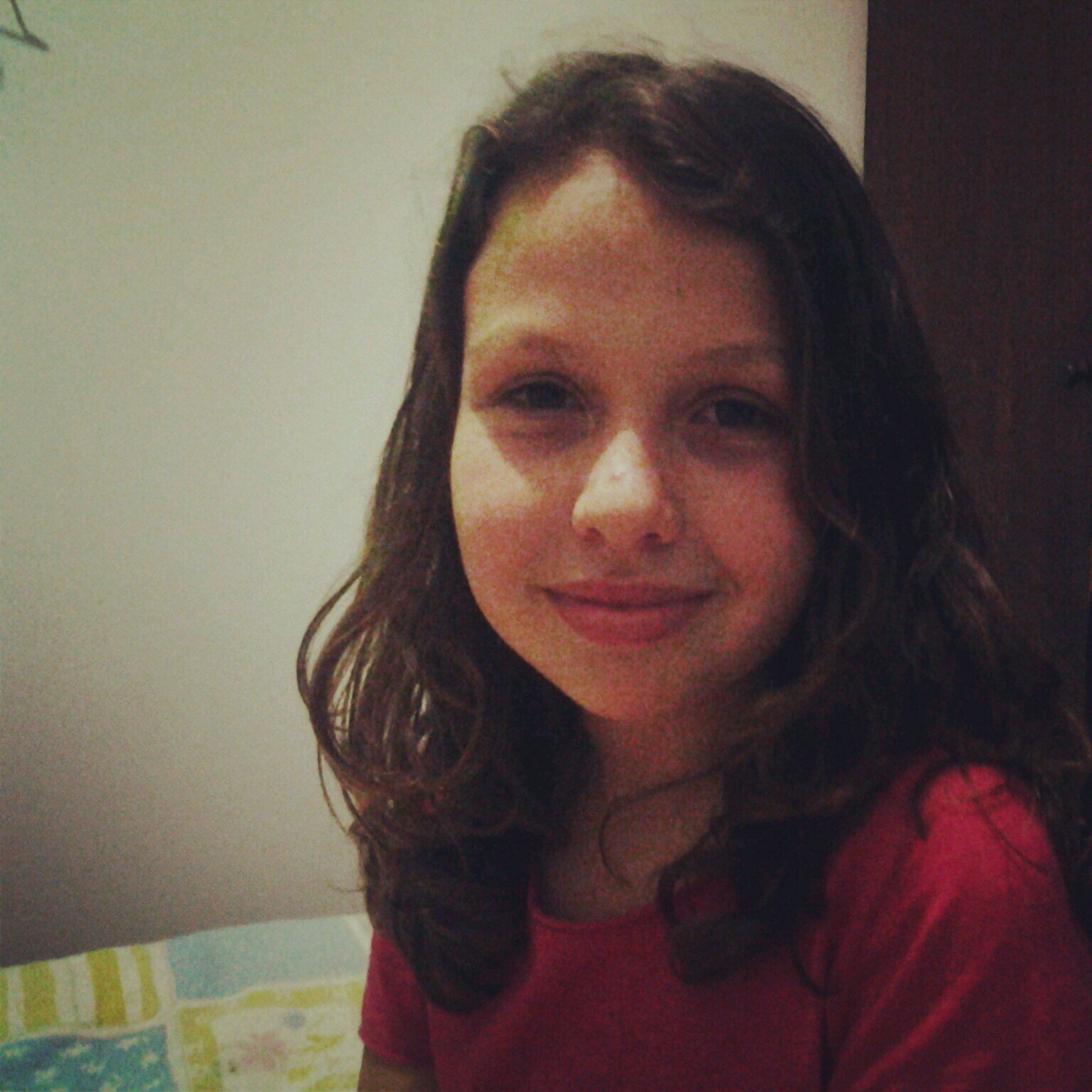 Adoro nadar, brincar, jogar e brincar de barbie.
A minha Melhor amiga é a @camiladias754 sou fã de carteirinha da Livia Inhudes (vivi de chiquititas)
