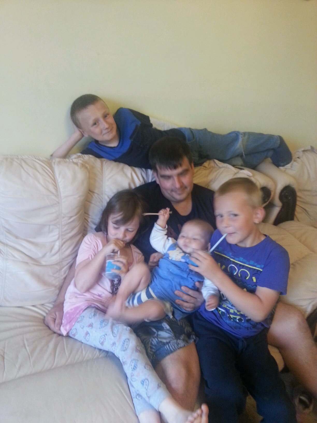 married with 4 kids