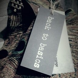 AskBasics's profile picture. clean lines. classic silhouettes. punchy prints. unexpected details.
For more info, email ask.backtobasics@gmail.com