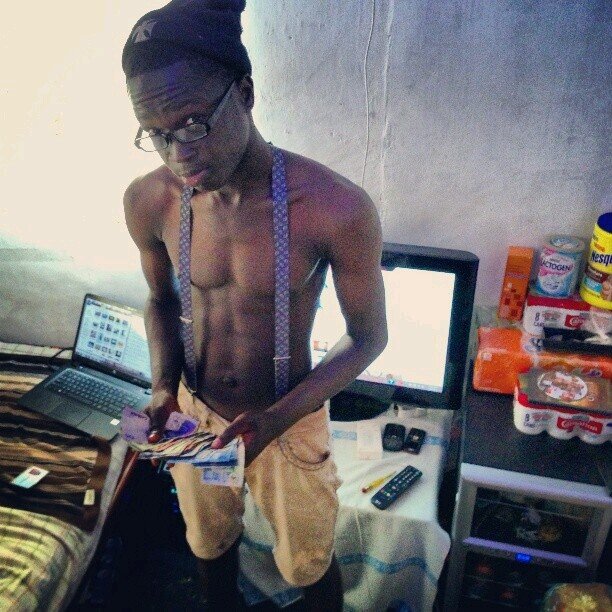 By age 15 I was hustlin' stolen cars from
crackheads for $40
bucks. I was also kickin' puberty's ass