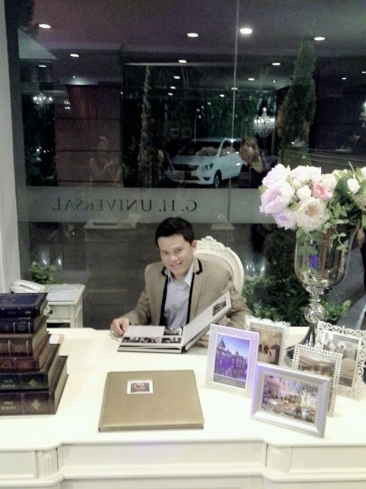 chandraposma's profile picture. 