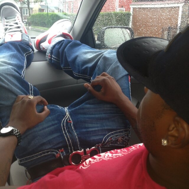 Kik Messenger: BizzyRuuu
I'm Getting Money Dats In ANY Nigga Category... Big Mon Ting Rrrrr
*Free My Big Bro Kyeon Tho* & Da Rest Of Da Mon Dem