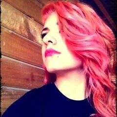 I have 16years, ilove to write,take pictures. 
FUCKTHERAINBOW
http://t.co/IwcU6hCrhv
♥followmefollowback