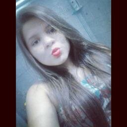 Quem se define, se limita.