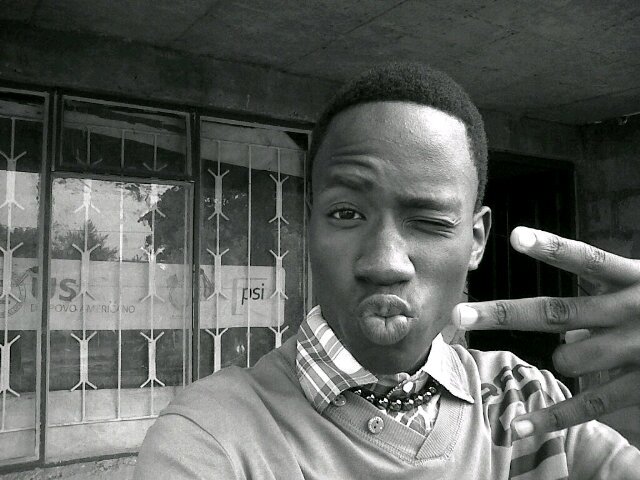 vou ensinar aos meus filhos, calsasss embaixo SWAG OUT.....
