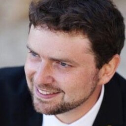 UX Research & Design Consultant