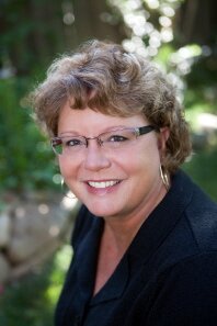Office Manager Coldwell Banker Mother Lode Real Estate, avid reader, love to garden, bass fish with my husband