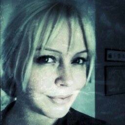Animals are my life, Thespian, Para Investigator, Earth lover, Cowgirl at heart, Obsessed by history & the natural sciences,  Aussie living in Los Angeles :)