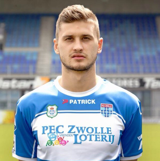 Welkom bij @KlichFanpage, wij houden je op de hoogte van alles rond om Mateusz Klich van PEC Zwolle en het nationale elftal van Polen.