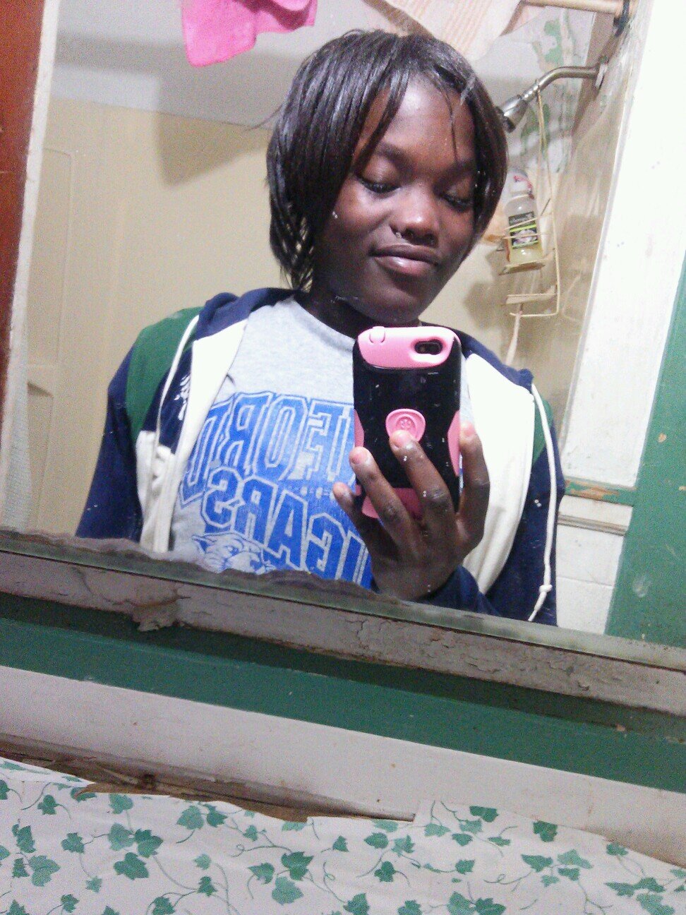 NUN 2 SAY REALLY..i JUST KEEP MY SHYT 3HUNNiT..N iF YU DNT LKE iT WELL..!.