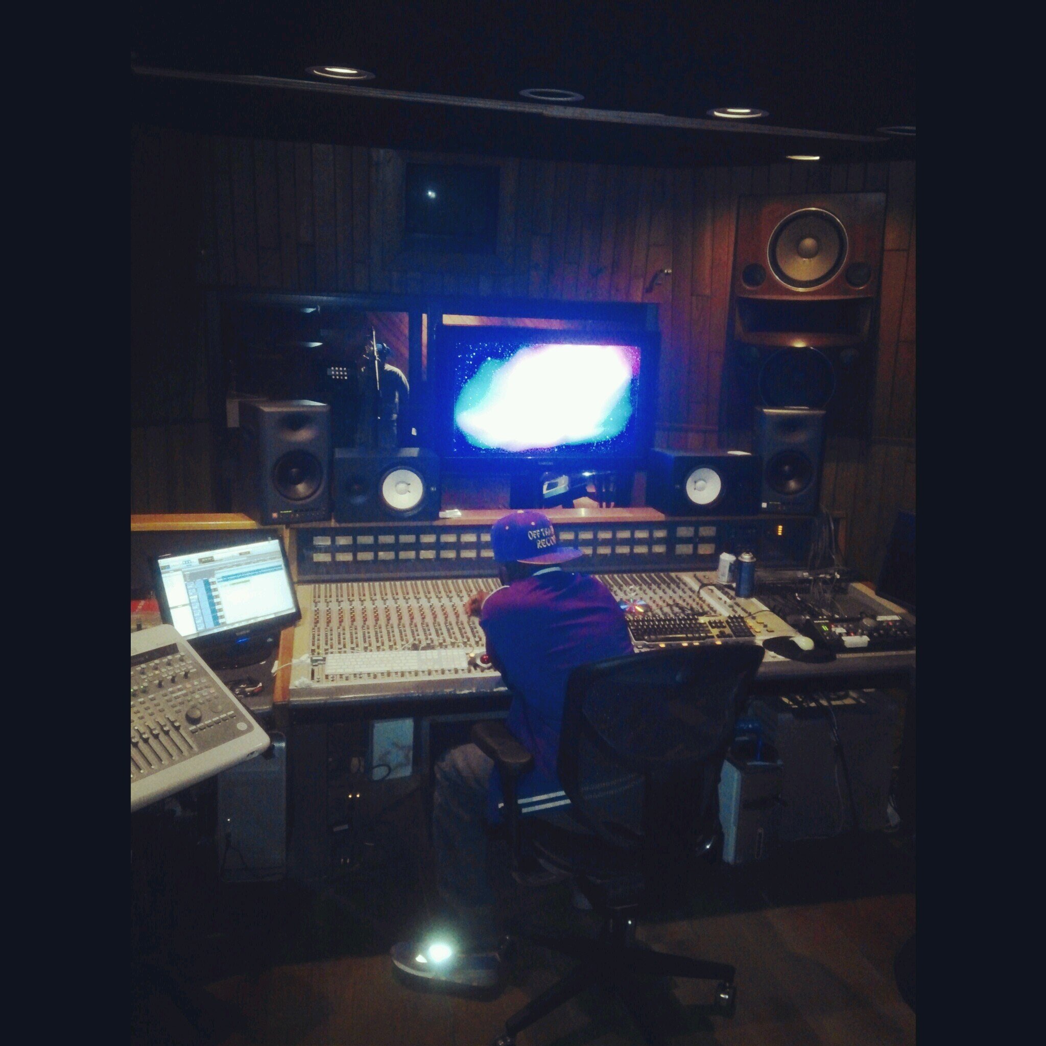 Owner of Off Tha Blocc Records/ music producer/artist/engineer
