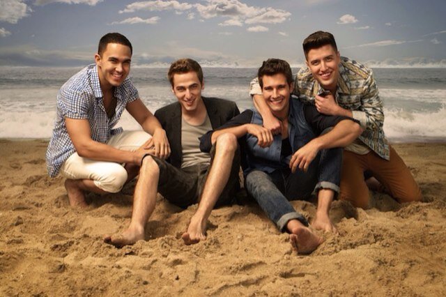 I love BTR i'm henderswager .logan james kendall and carlos I love you madly without the best ❤