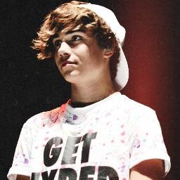 George's first French team and French updates account about @unionjworld. Buy the album now : http://t.co/miRvkSXiFb | BandAcc + 0/4 follow.