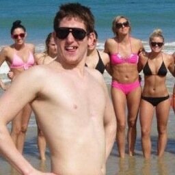 **Pictures with people who spoil the picture**

ENJOY!