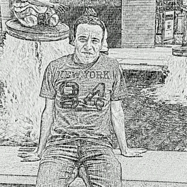 Polyglot Software Engineer turned SRE
Author @codereliant
Sr. SRE @linkedin