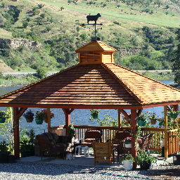 Intimate riverfront lodging ideal for outdoor enthusiasts, travelers, or groups searching 4 that unique & romantic getaway on Idaho's Salmon River. 208.628.4279