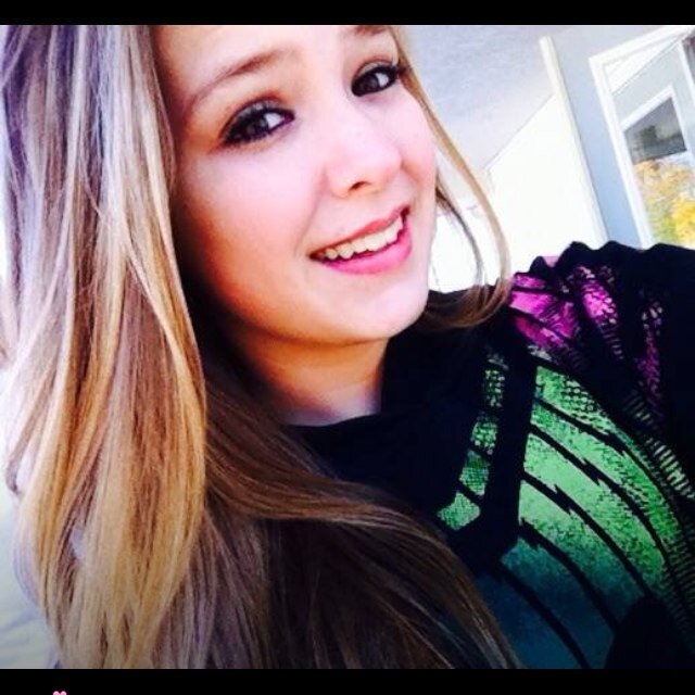 im 15 i live in Calhoun County #Sophmore #Follow me!!(:
